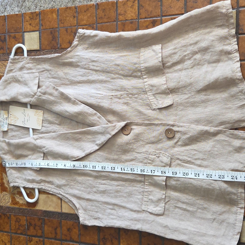 Tan Linen Vest - Picture 4 of 5